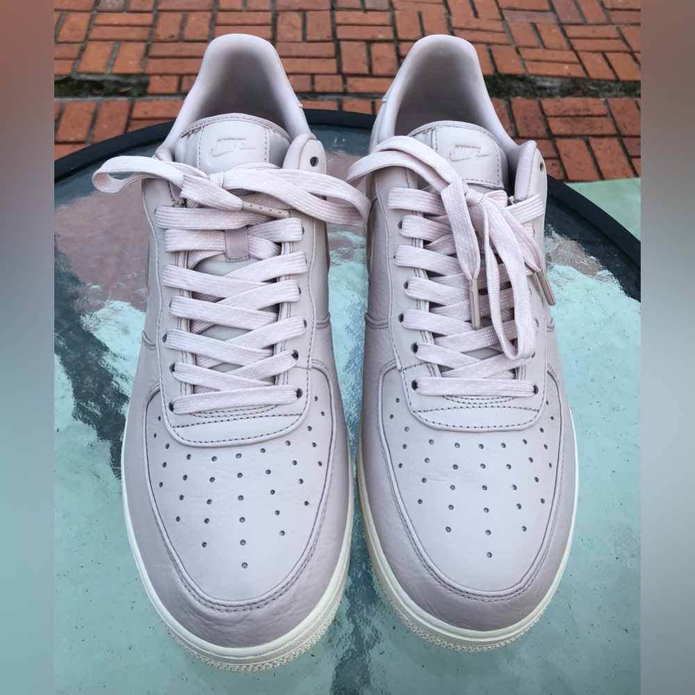 Nike Af1 Jewel swoosh sz 12 in mauv